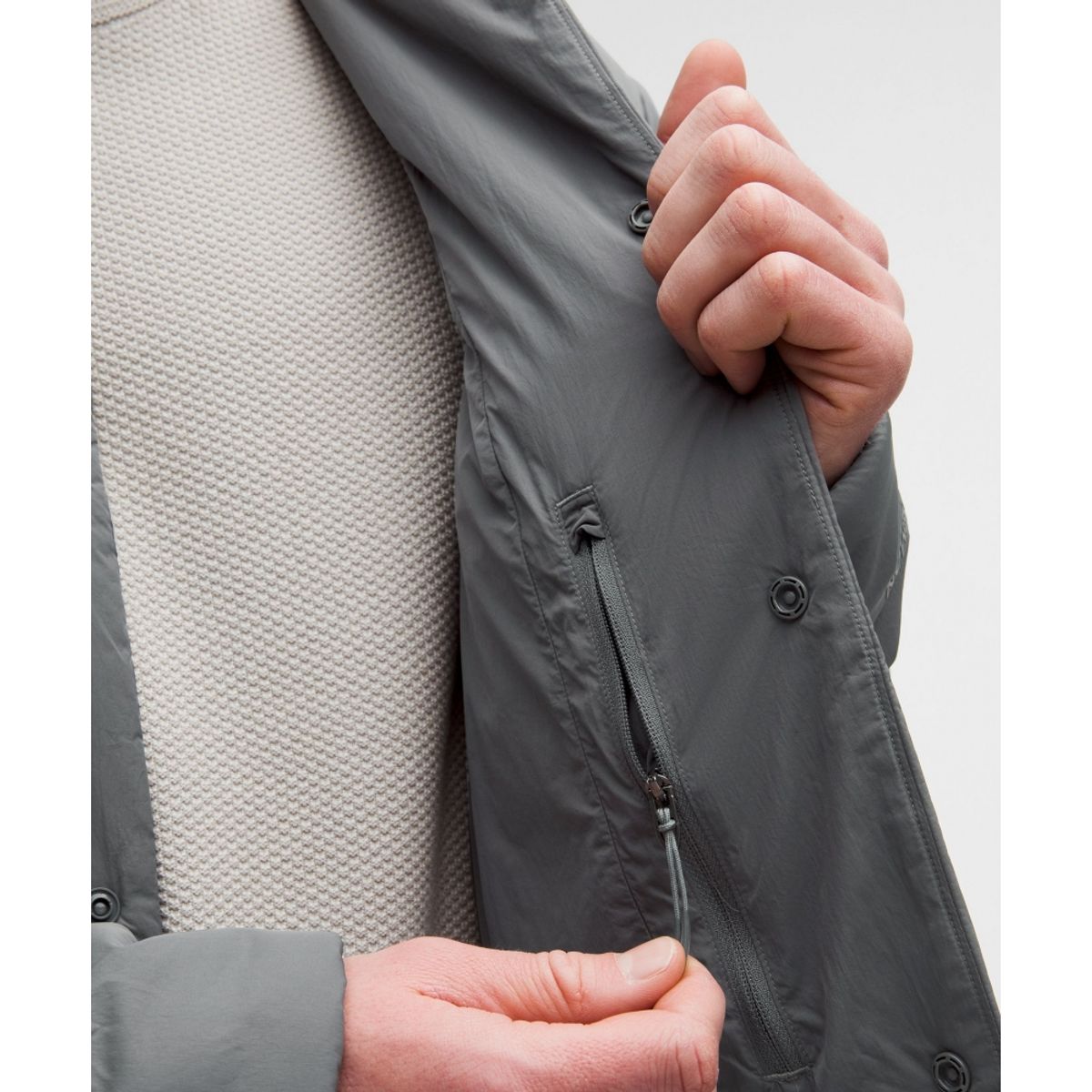 룰루레몬(LULULEMON) 멘즈 ThermoZen 인설레이티드 재킷  ONGE