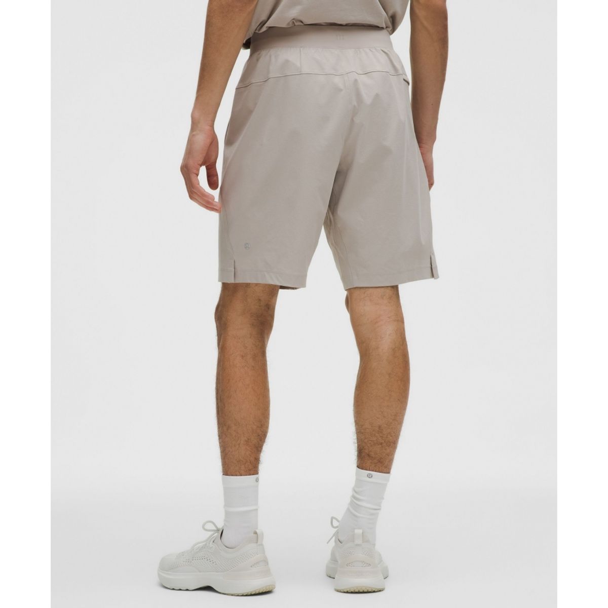 룰루레몬(LULULEMON) 제로드 인 라이너리스 쇼츠 9inch  DOWN