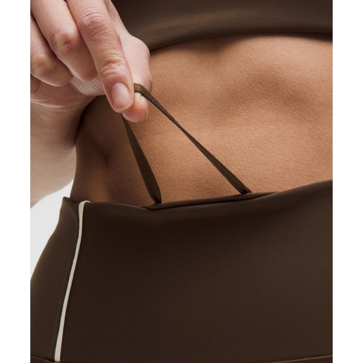 룰루레몬(LULULEMON) 원더 트레인 노라인 파이프드 하이라이즈 타이츠 24inch *아시아 핏