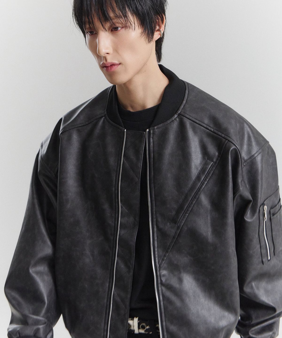 포스센스티브(FORCESENSITIVE) FORCE LEATHER MA-1 (BK)