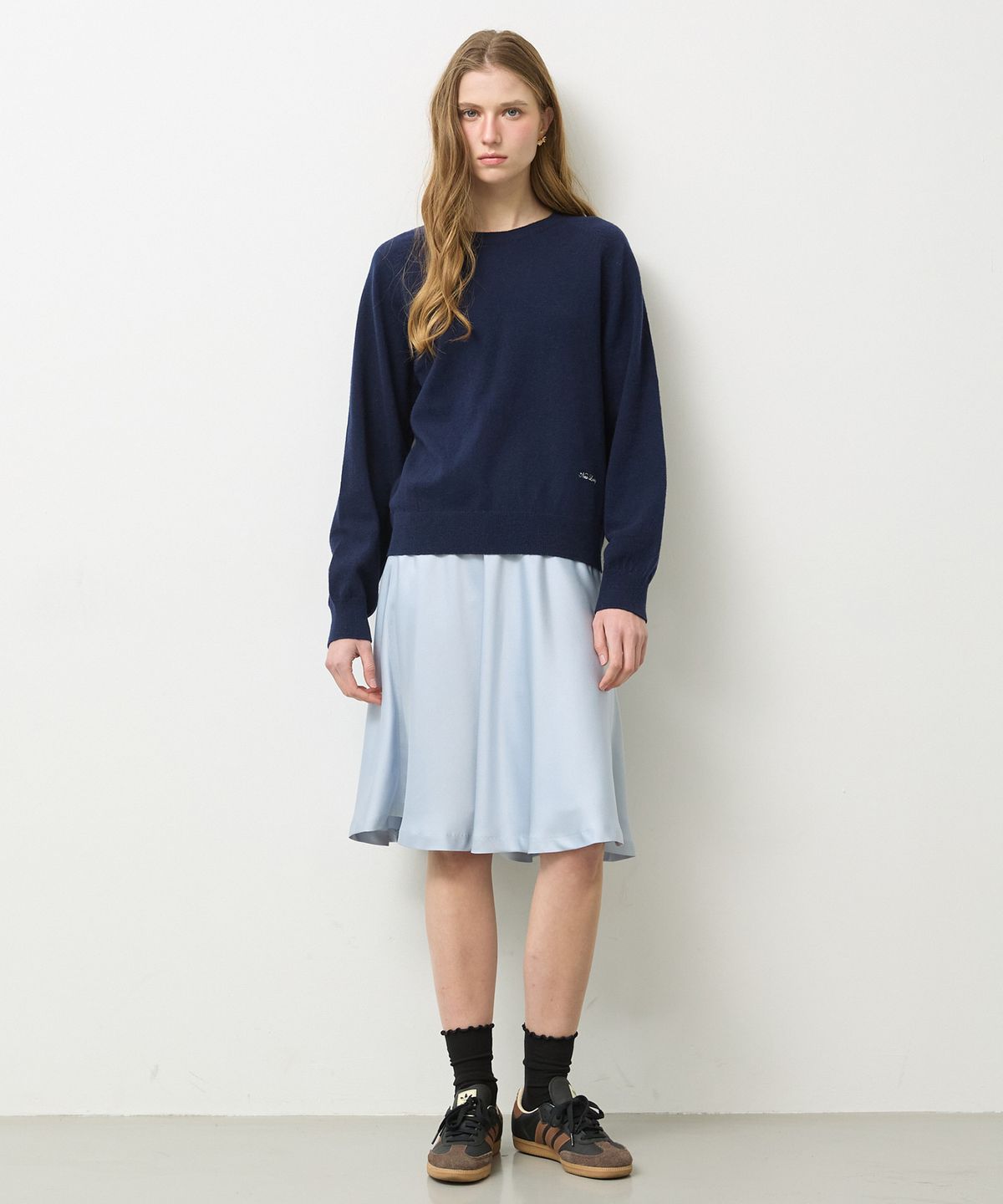 뉴루키(NEW LOOKY) Flared midi skirt _Light blue