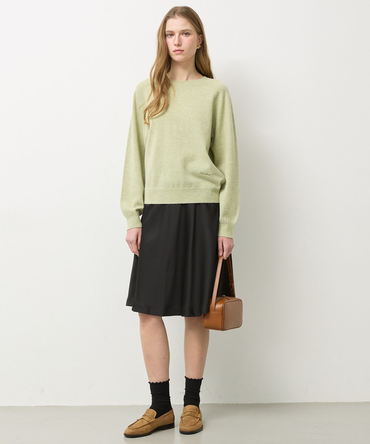 뉴루키(NEW LOOKY) Flared midi skirt _Black