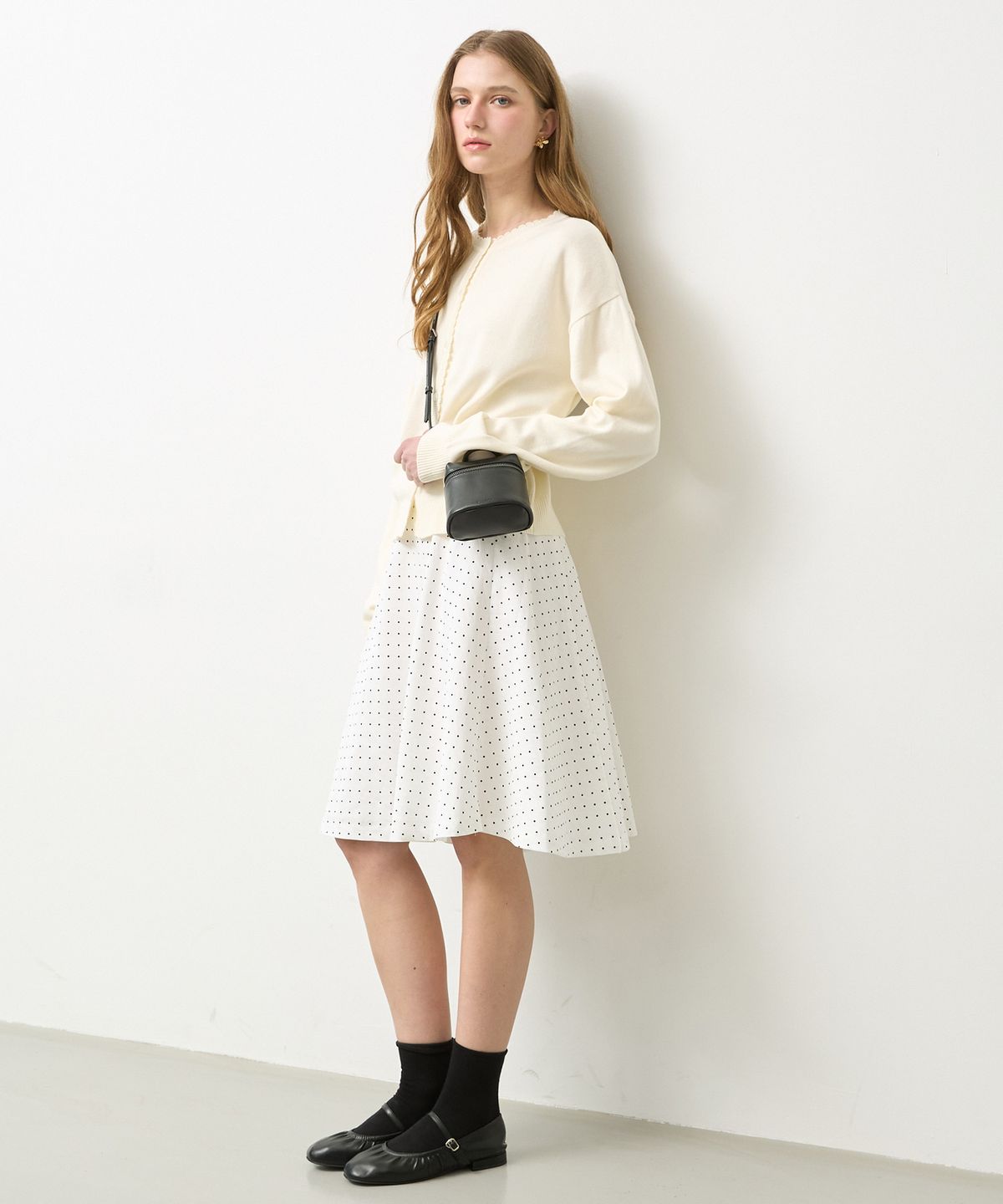 뉴루키(NEW LOOKY) Flared dot midi skirt _Ivory