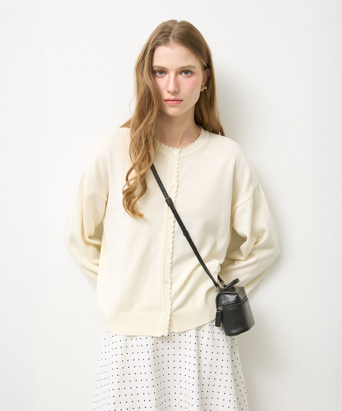 뉴루키(NEW LOOKY) Cross mini leather bag _Black