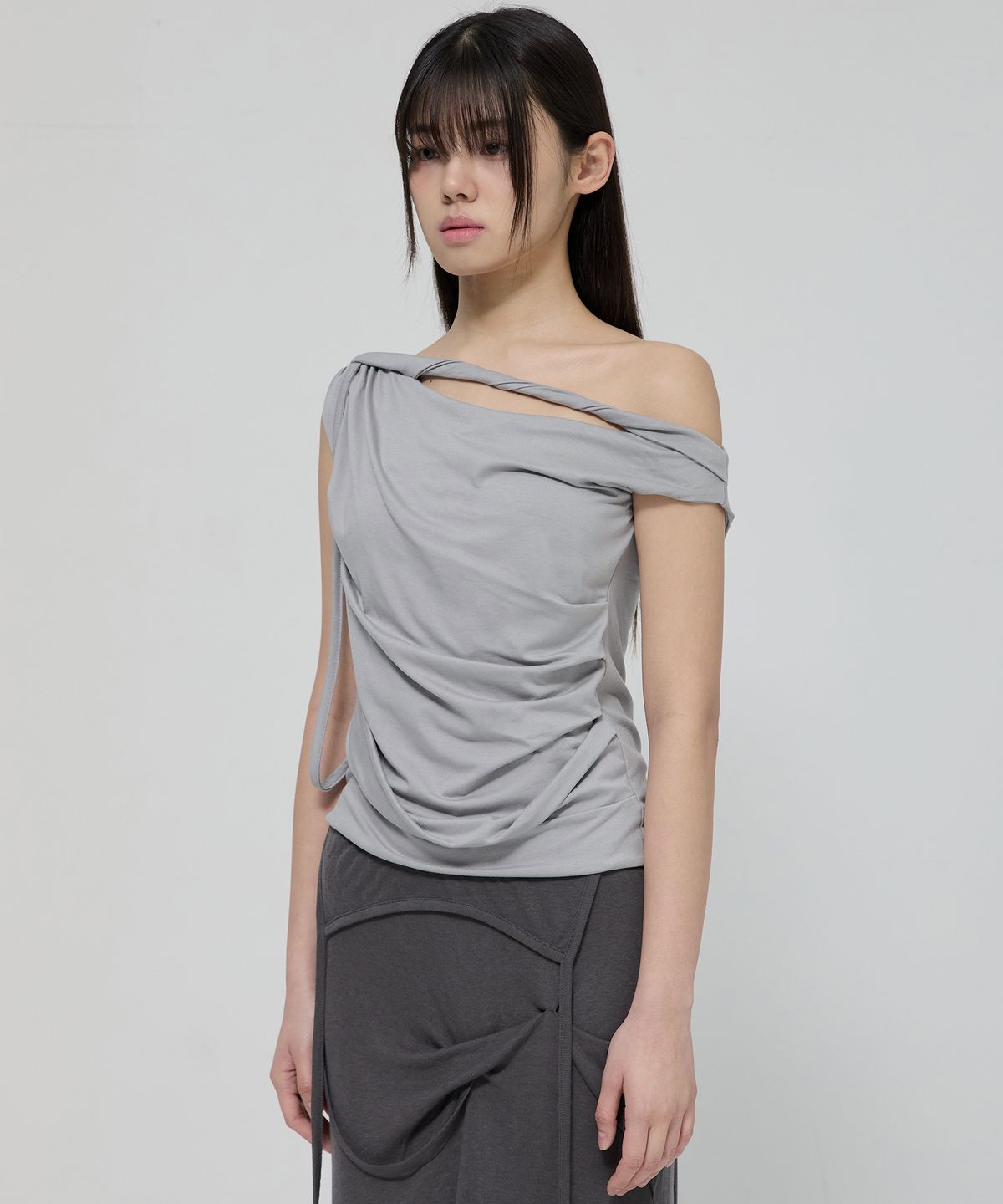 플레어업(FLAREUP) Braided Drape One-Shoulder Top (FL-140_Gray)