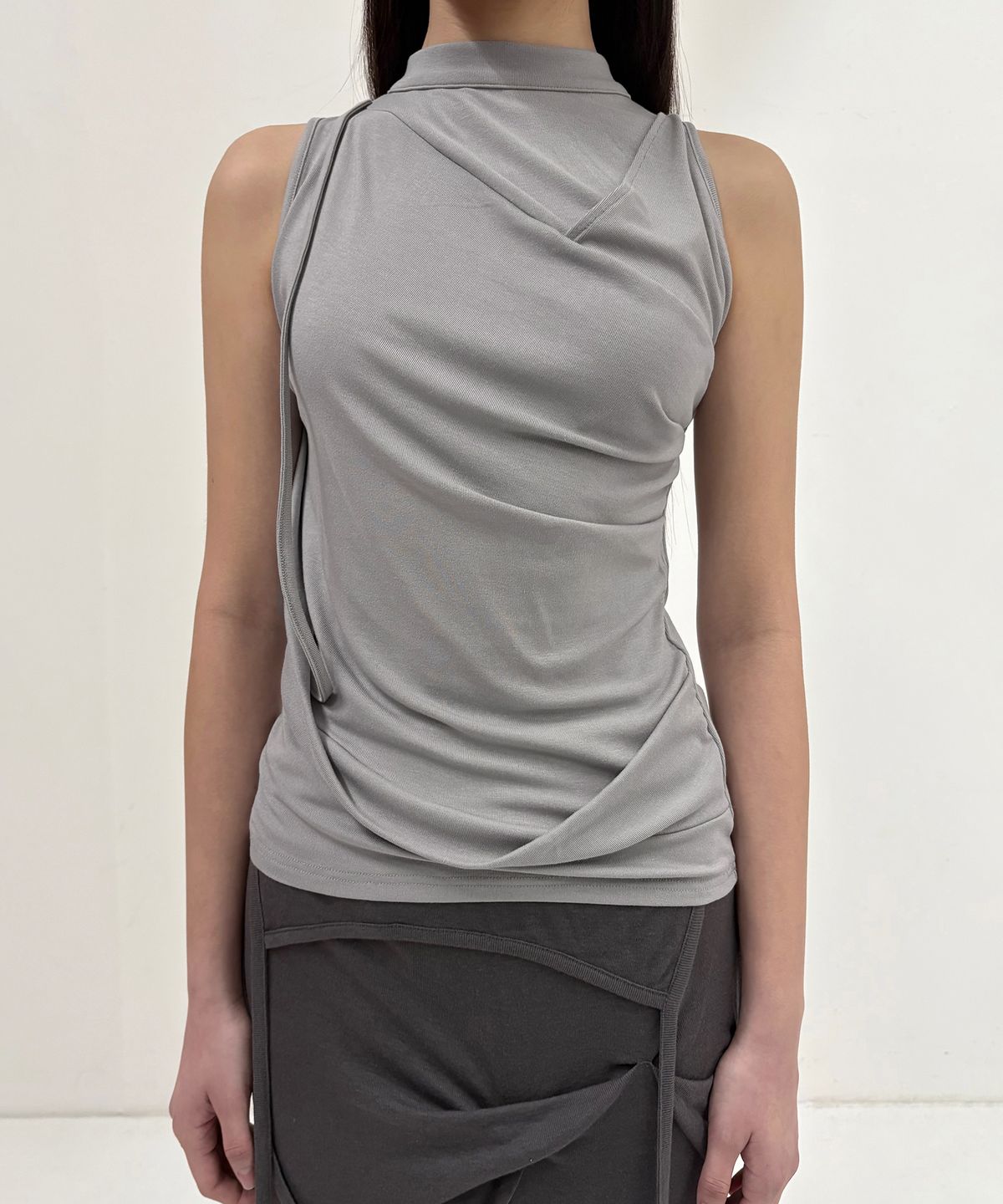 플레어업(FLAREUP) Draped Sleeveless Top (FL-135_Gray)