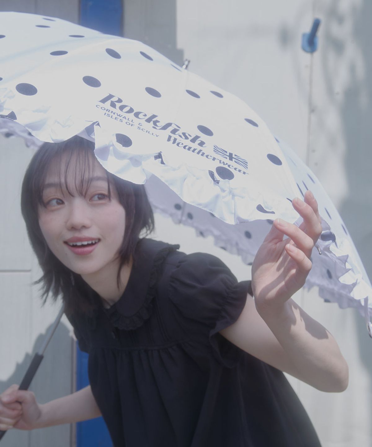 락피쉬웨더웨어(ROCKFISH WEATHERWEAR) FRILLED DOT UMBRELLA LONG - WHITE DOTS
