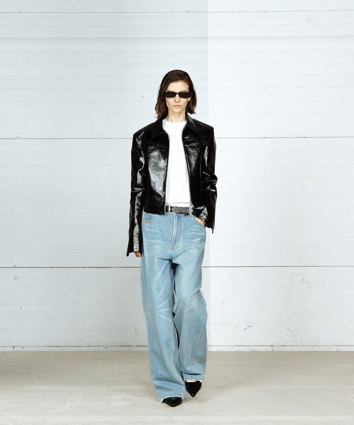 유지(YUJI) GLAZED LEATHER JACKET BLACK