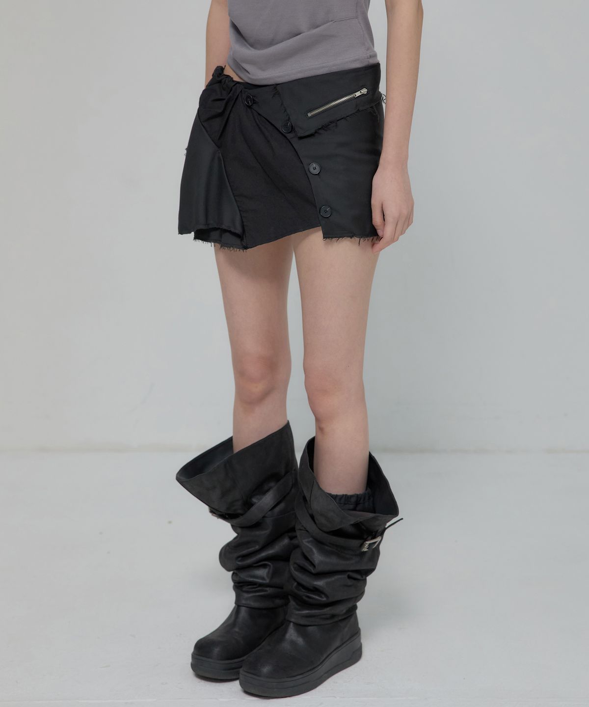 플레어업(FLAREUP) Asymmetrical Layered Mini Skirt (FL-267_Black)