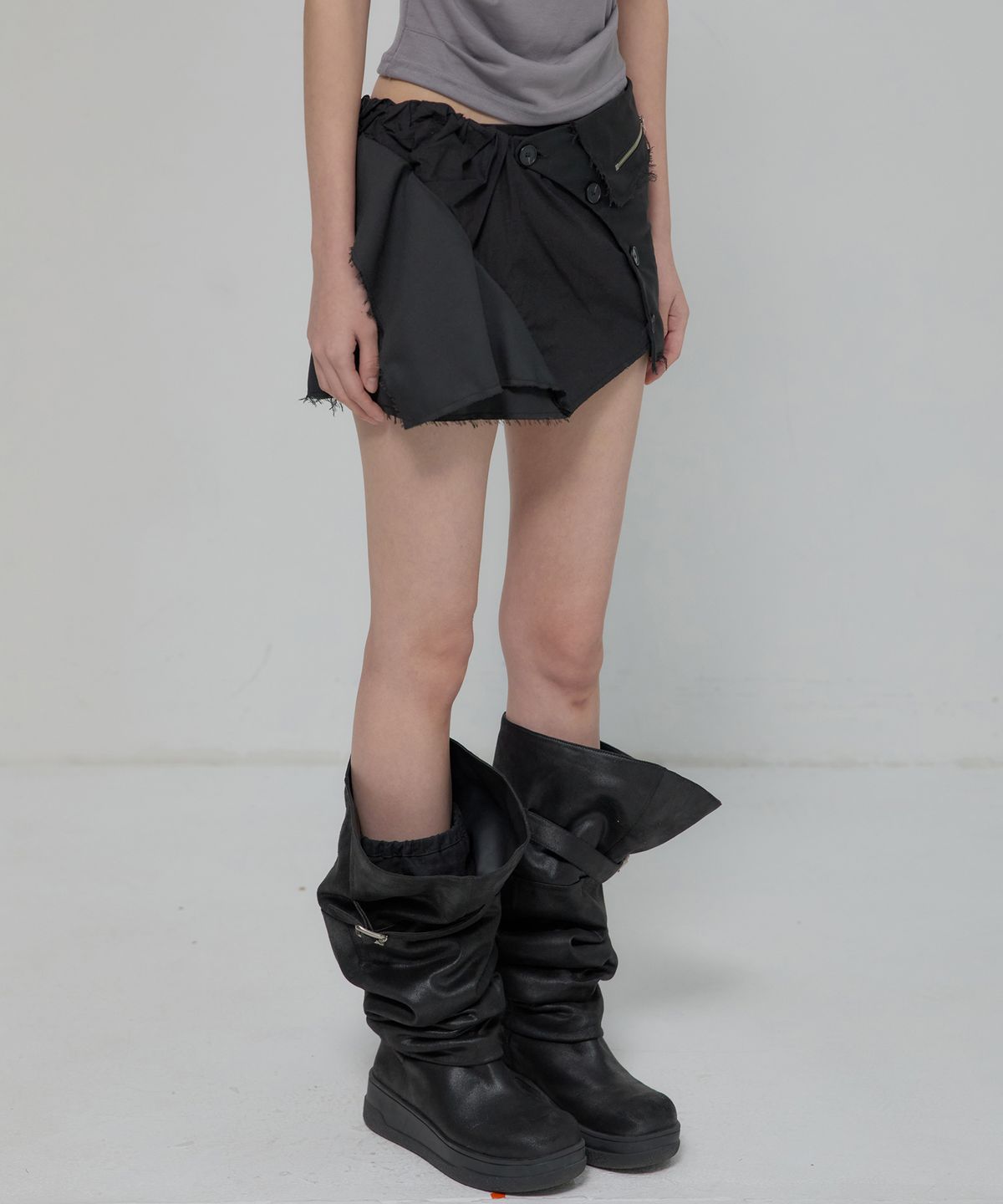 플레어업(FLAREUP) Asymmetrical Layered Mini Skirt (FL-267_Black)