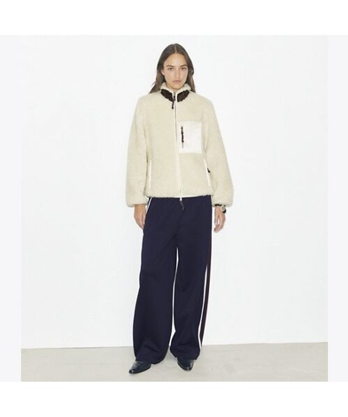 토리버치(TORYBURCH) 컬러블록 플리스 자켓 - 아이보리