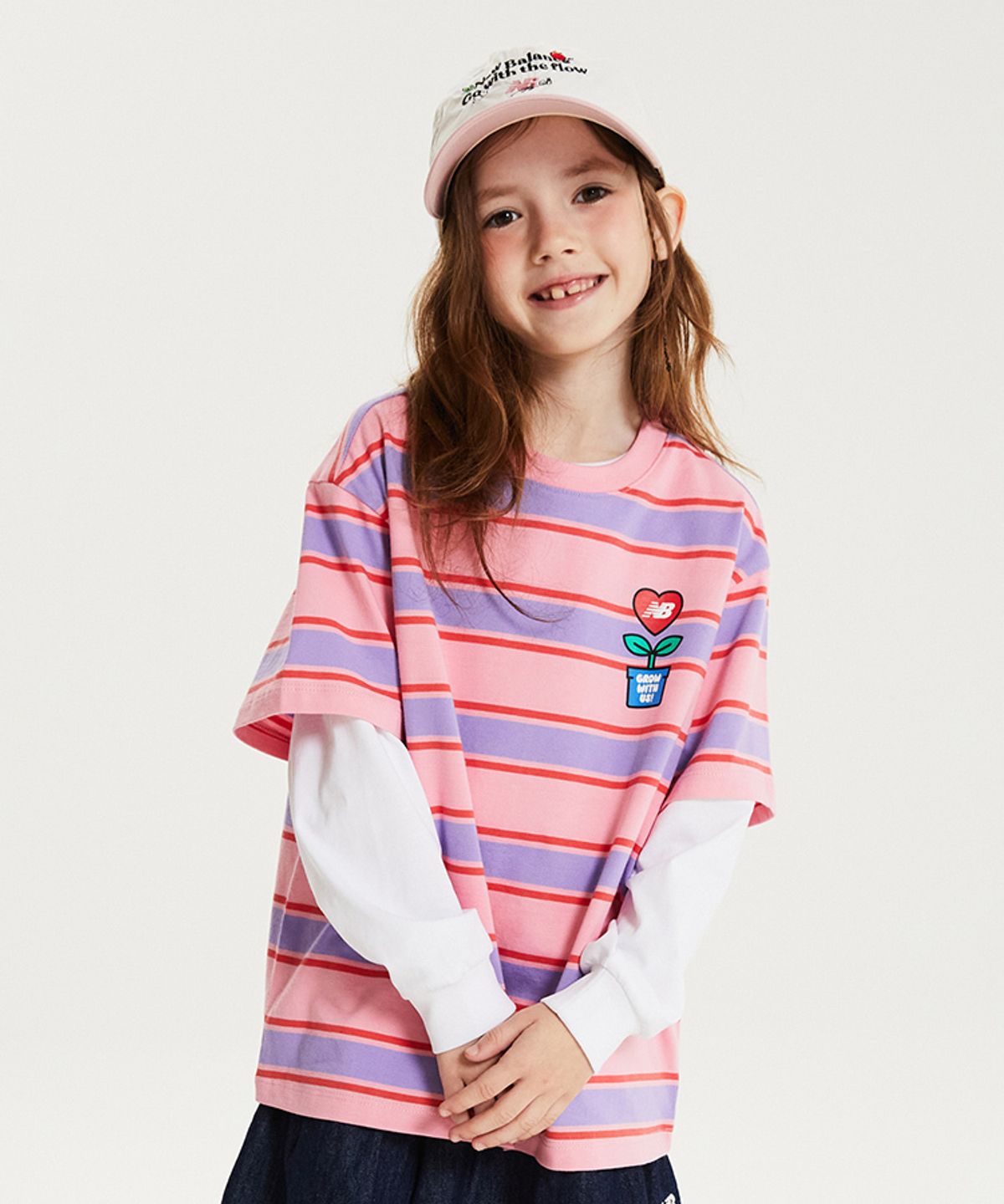 뉴발란스 키즈(NEWBALANCEKIDS) WE GROW TOGETHER  _아동  스트라이프 반팔티 NK9EG2401U25