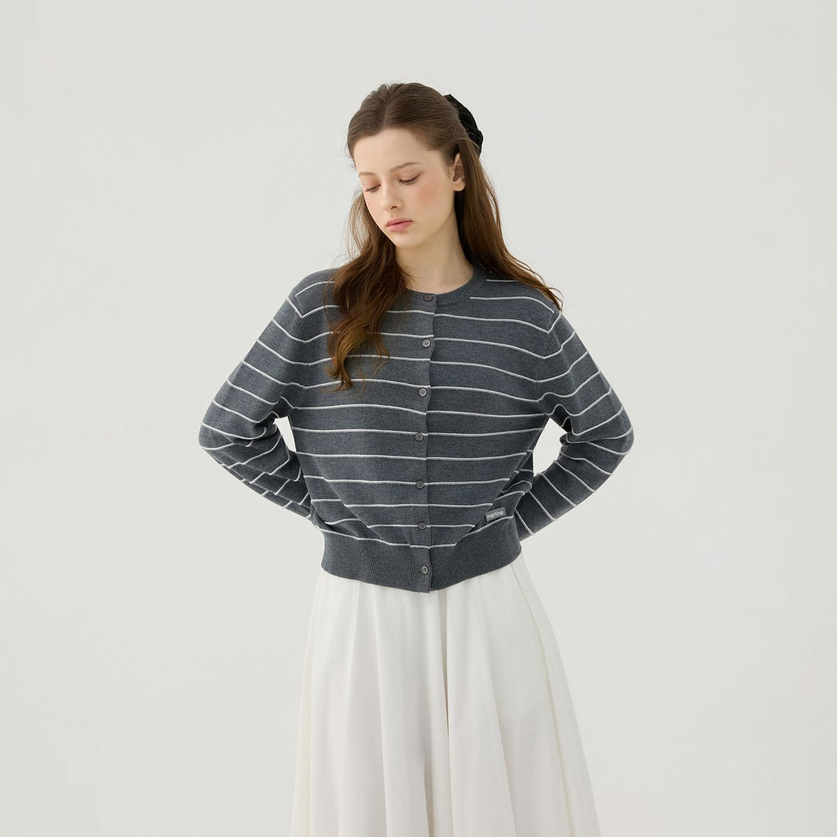 마틴골프(MARTINE GOLF) Soft Line Stripe Knit Cardigan_CHARCOAL