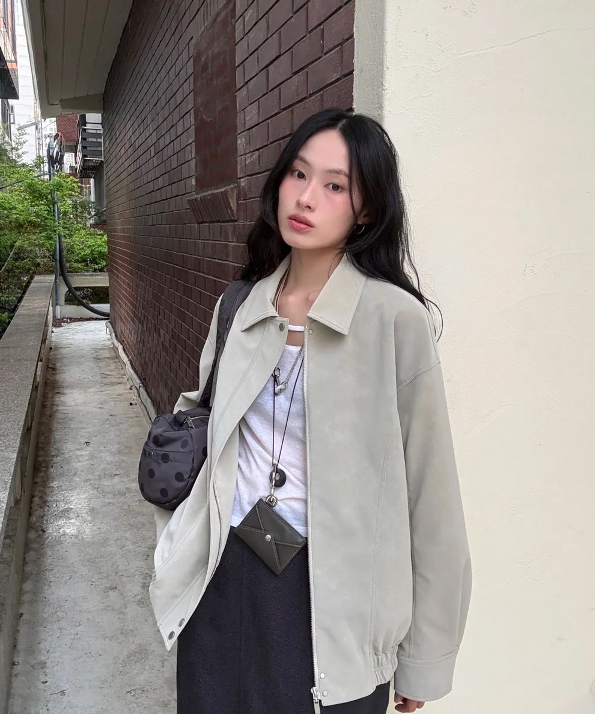 비율(VIYUL) 레더 집업 블루종