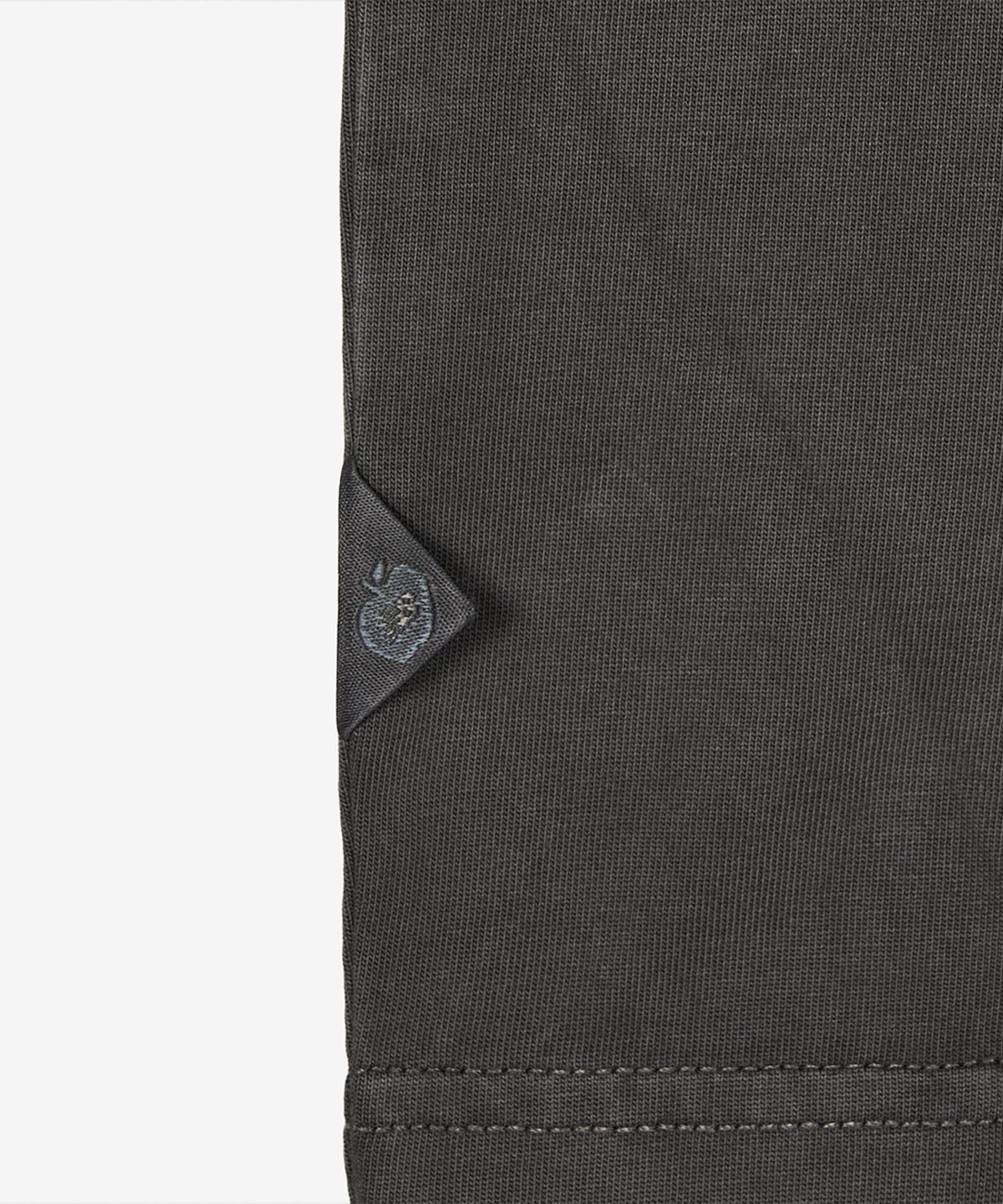 뉴발란스(NEW BALANCE) NBNEG3A113 / UNI Archive Pace Circle 반팔티 (CHARCOAL)