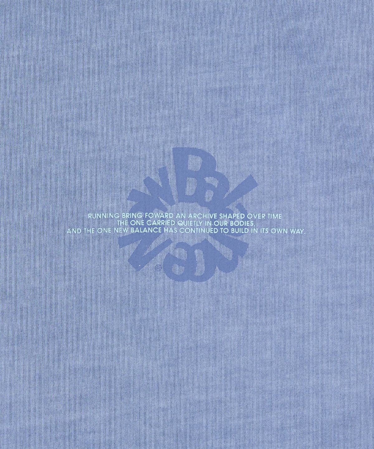 뉴발란스(NEW BALANCE) NBNEG2A083 / UNI Archive Pace Circle 반팔티 (GRAYISH BLUE)