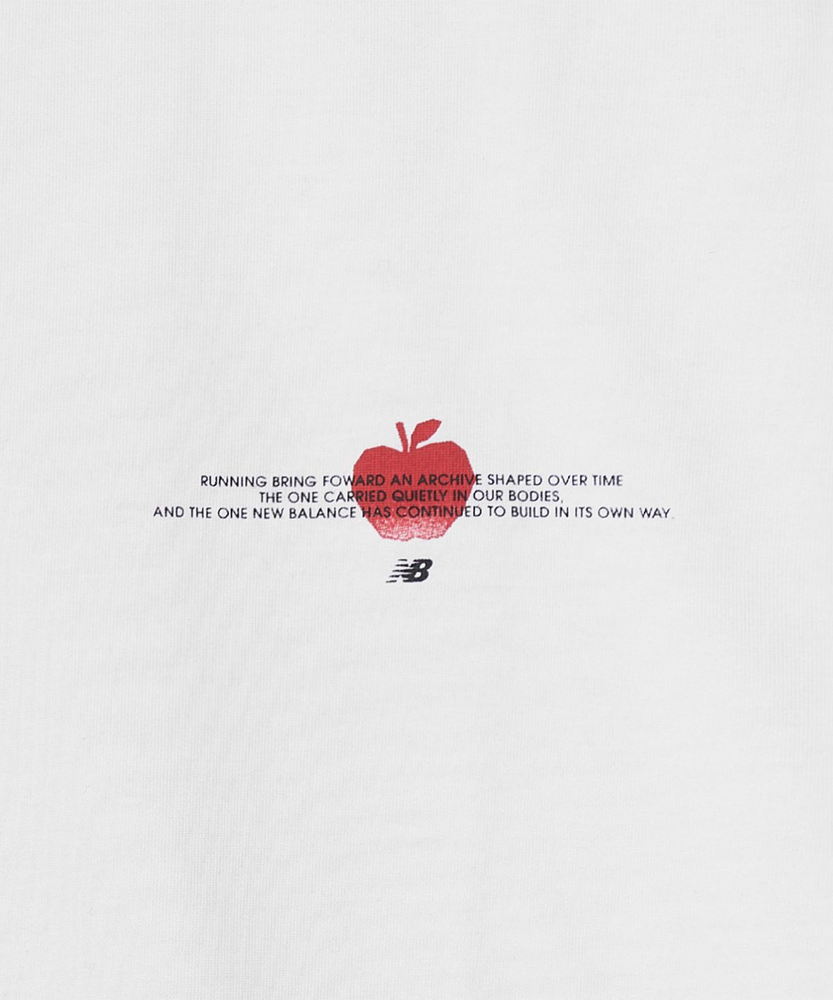 뉴발란스(NEW BALANCE) NBNEG2A093 / UNI Archive Pace Apple 반팔티 (WHITE)