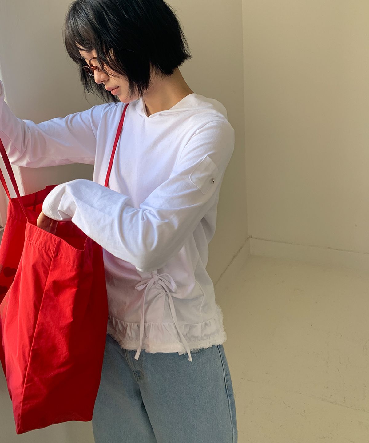 론론(RONRON) FRILL RIBBON HOODIE WHITE