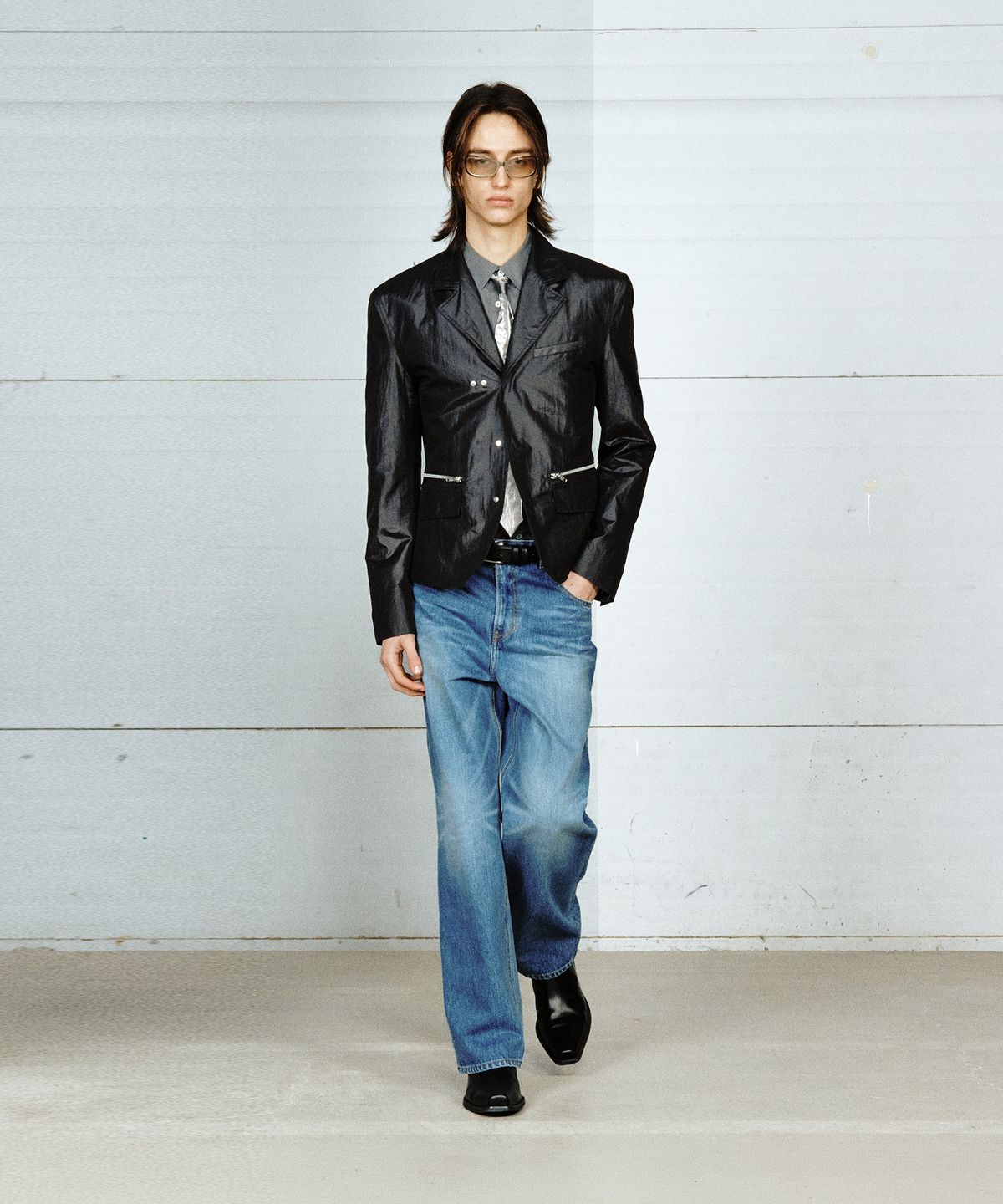 유지(YUJI) STANDARD MONO SHIRT CHARCOAL
