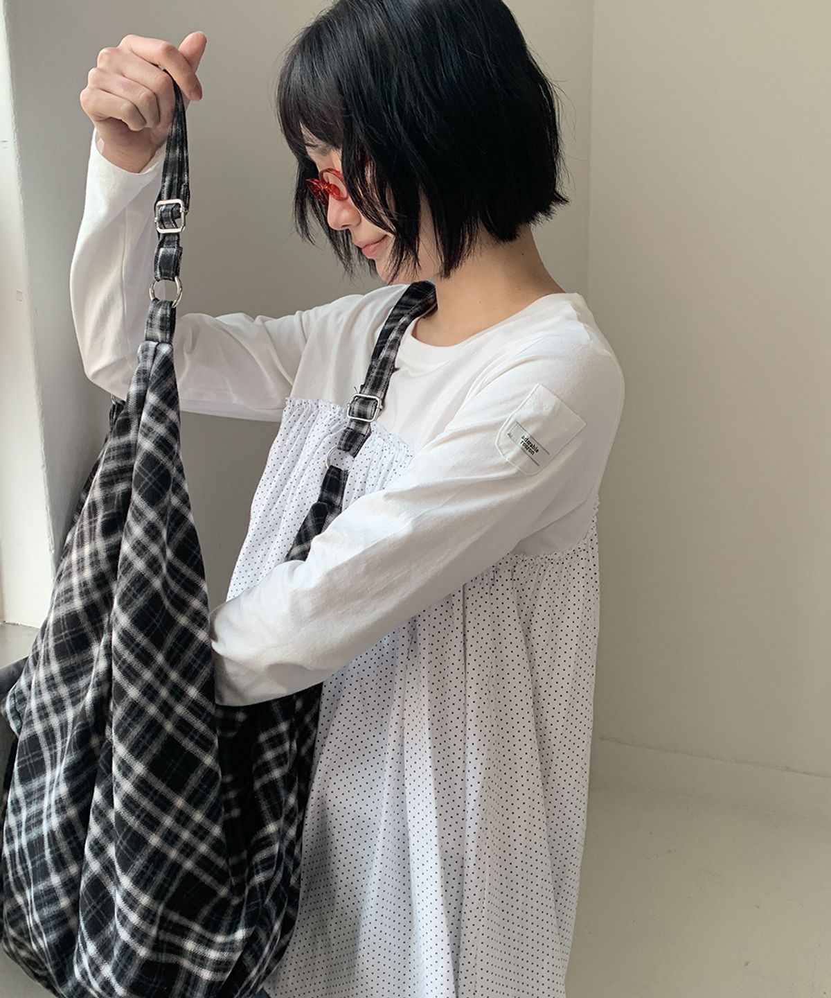 론론(RONRON) DOT FRILL LAYERED LONG SLEEVE WHITE