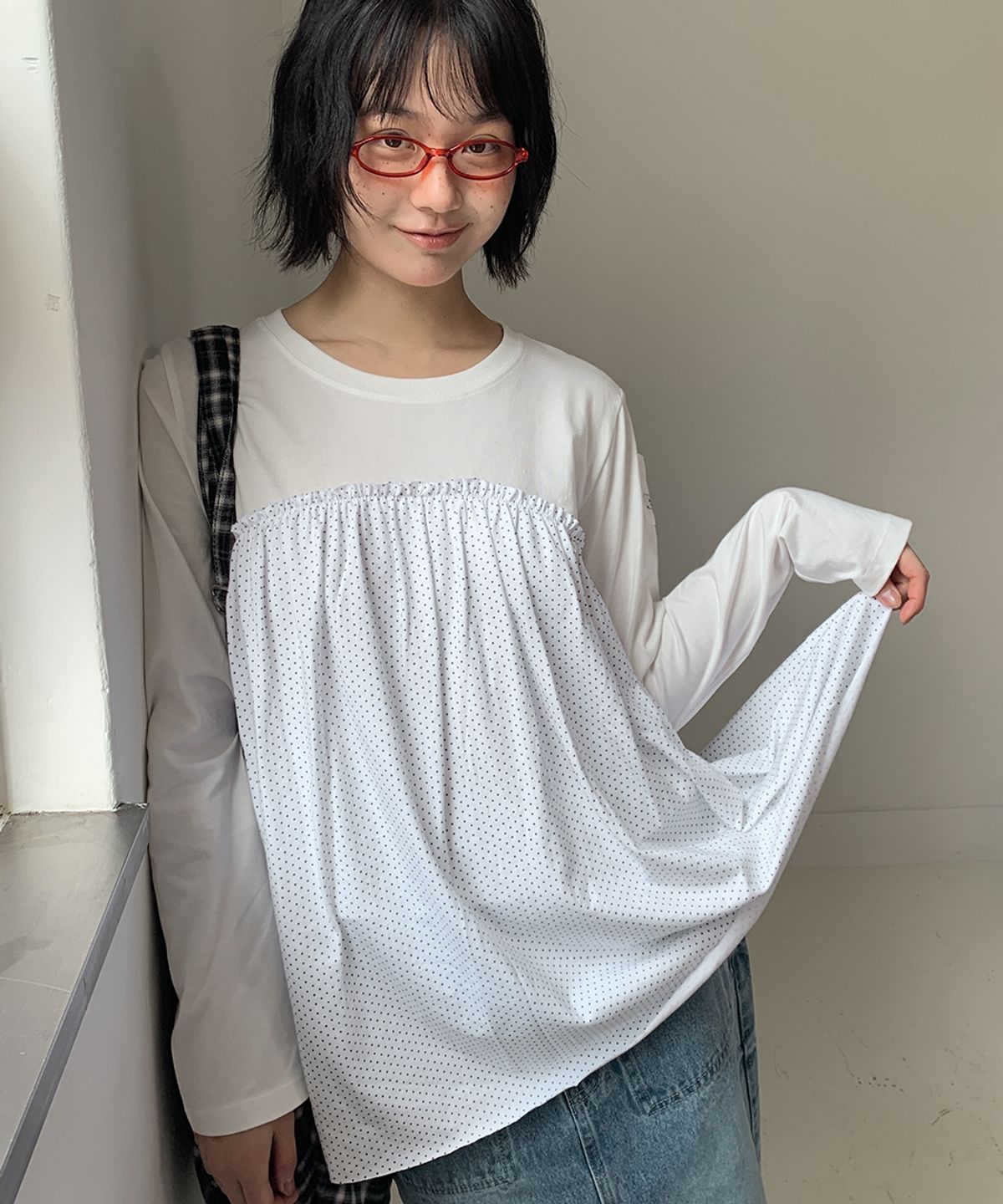 론론(RONRON) DOT FRILL LAYERED LONG SLEEVE WHITE