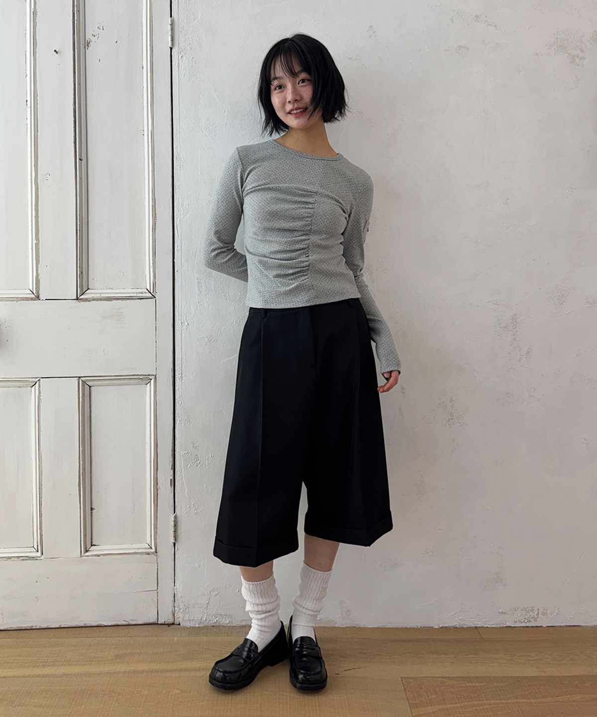 론론(RONRON) RELAXED BANDING HALF PANTS BLACK
