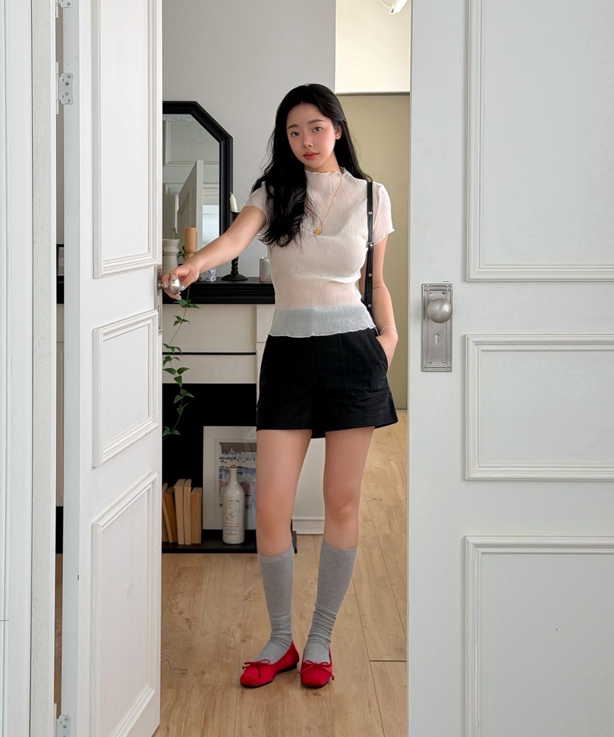 쥬시쥬디(JUCYJUDY) 모크넥시어블라우스 J1BL321D