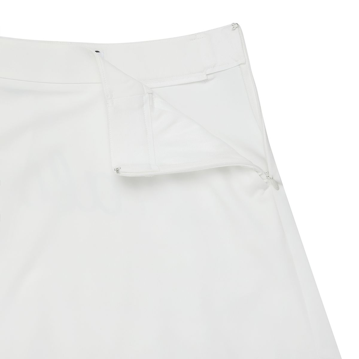 말본 골프(MALBON GOLF) 빅 로고 포인트 플레어 스커트 WHITE (WOMAN)
