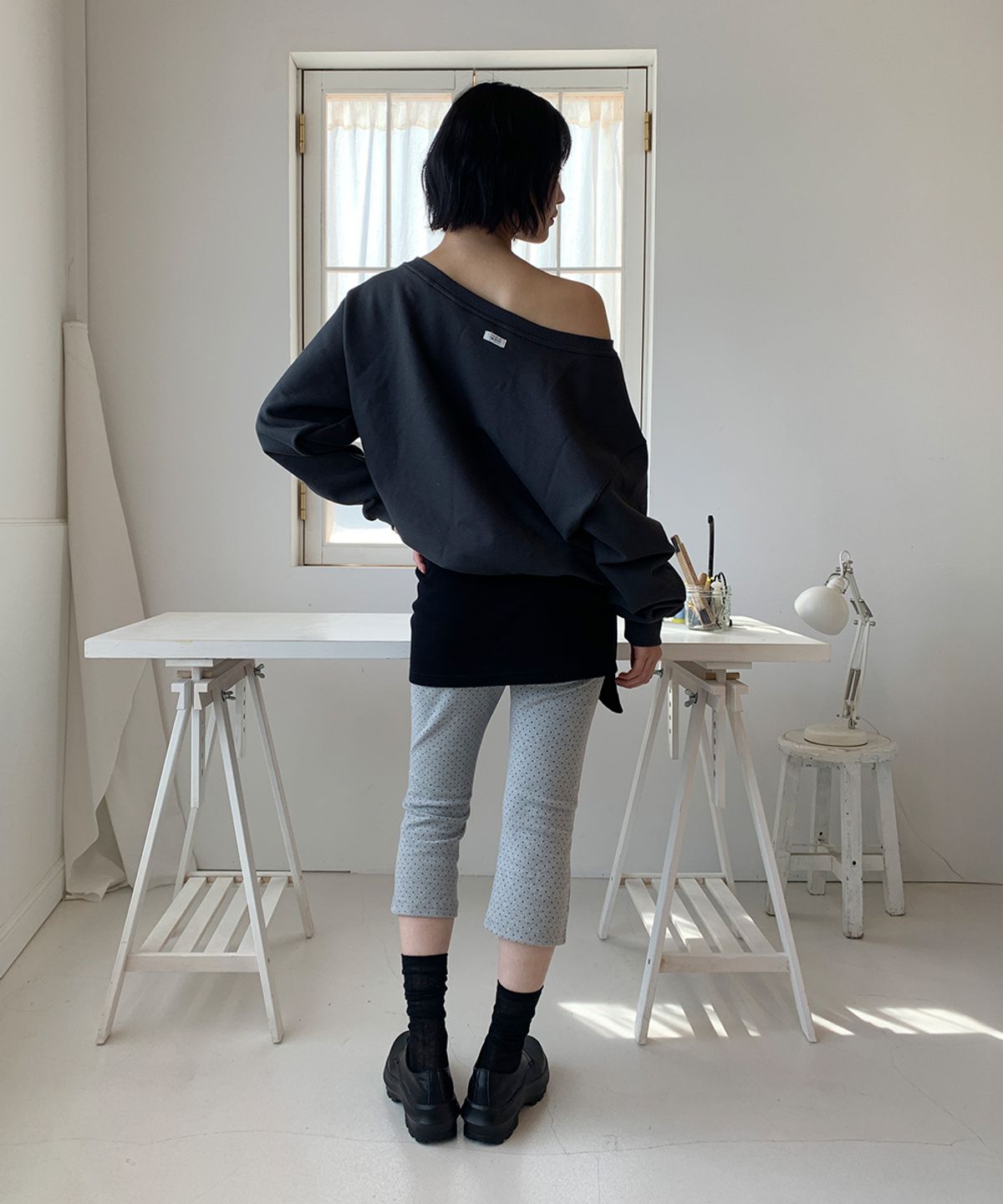 론론(RONRON) DOT WRAP CAPRI PANTS GREY