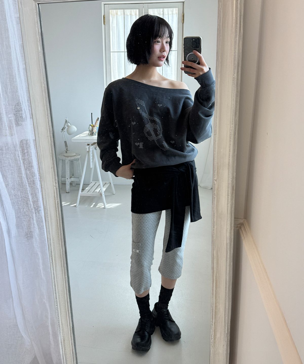 론론(RONRON) DOT WRAP CAPRI PANTS GREY