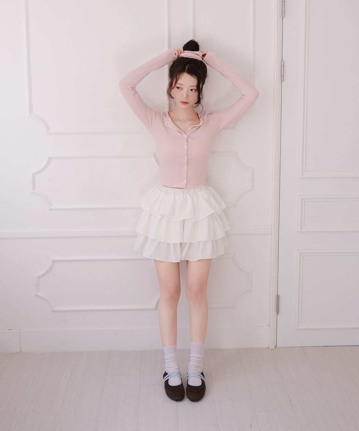 아이씨에(ISEEAE) First Love Cardigan (Baby Pink) + Scrunchie Set