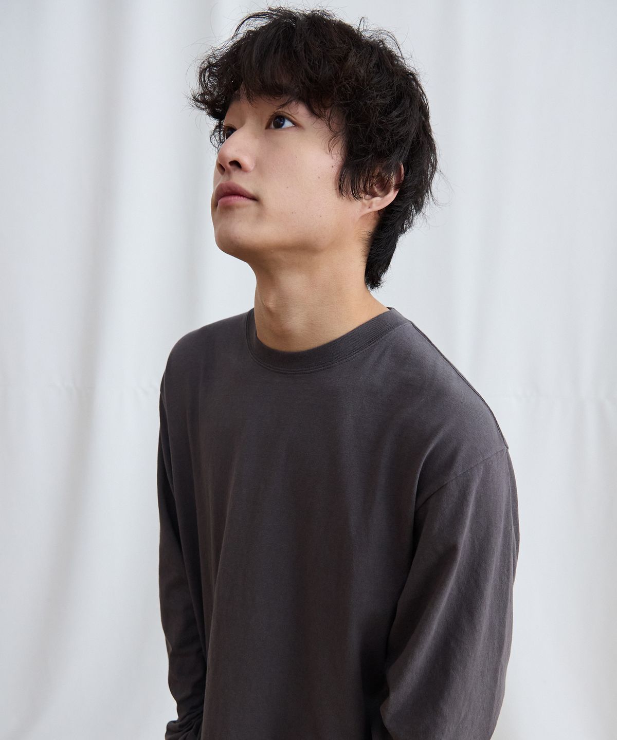 플라비즘(PLAVISM) Men Plain Relaxed Long Sleeve T-Shirt - Dark Grey
