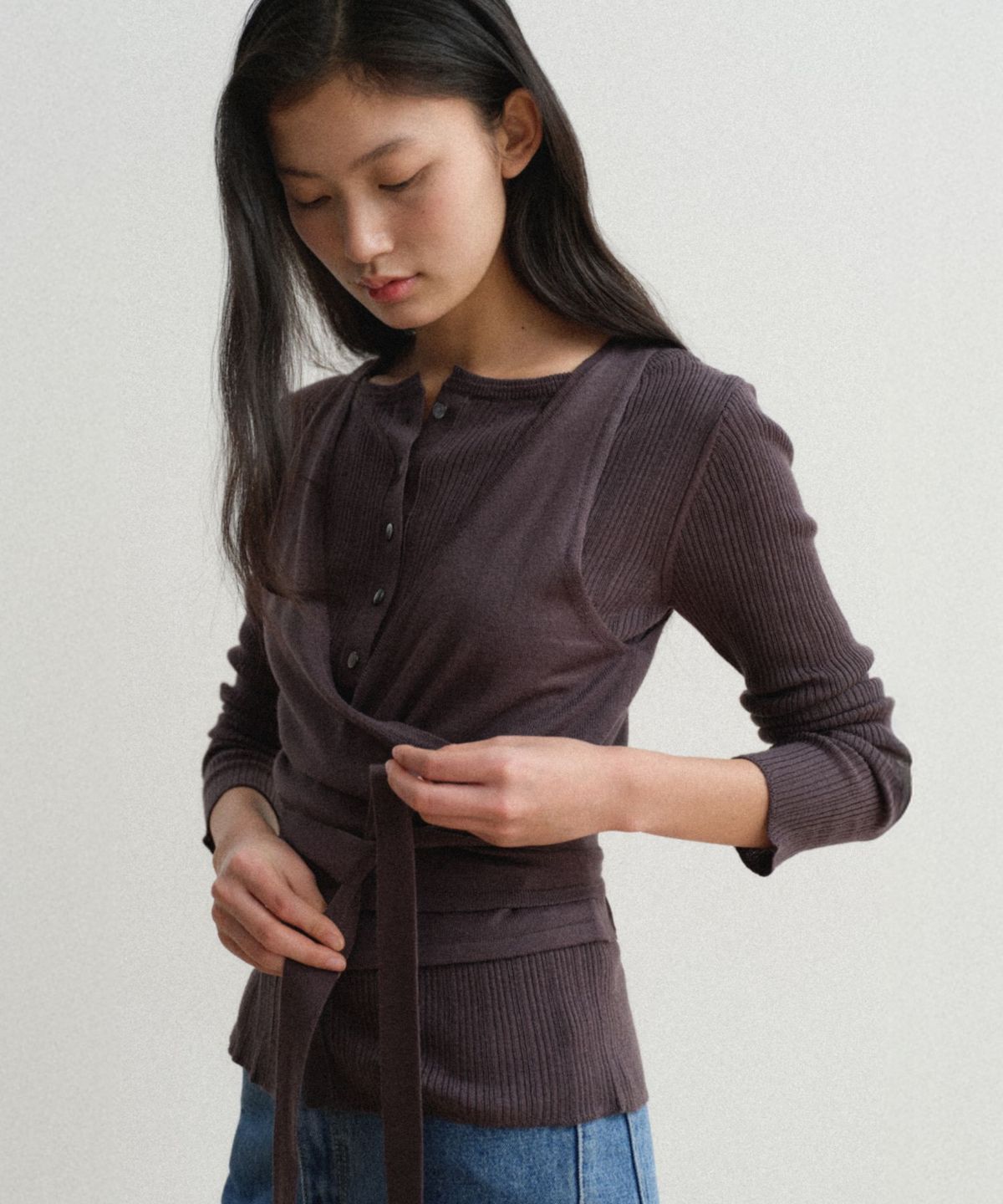 토와브(TOWAV) OSS WRAP CARDIGAN SET_CHARCOAL
