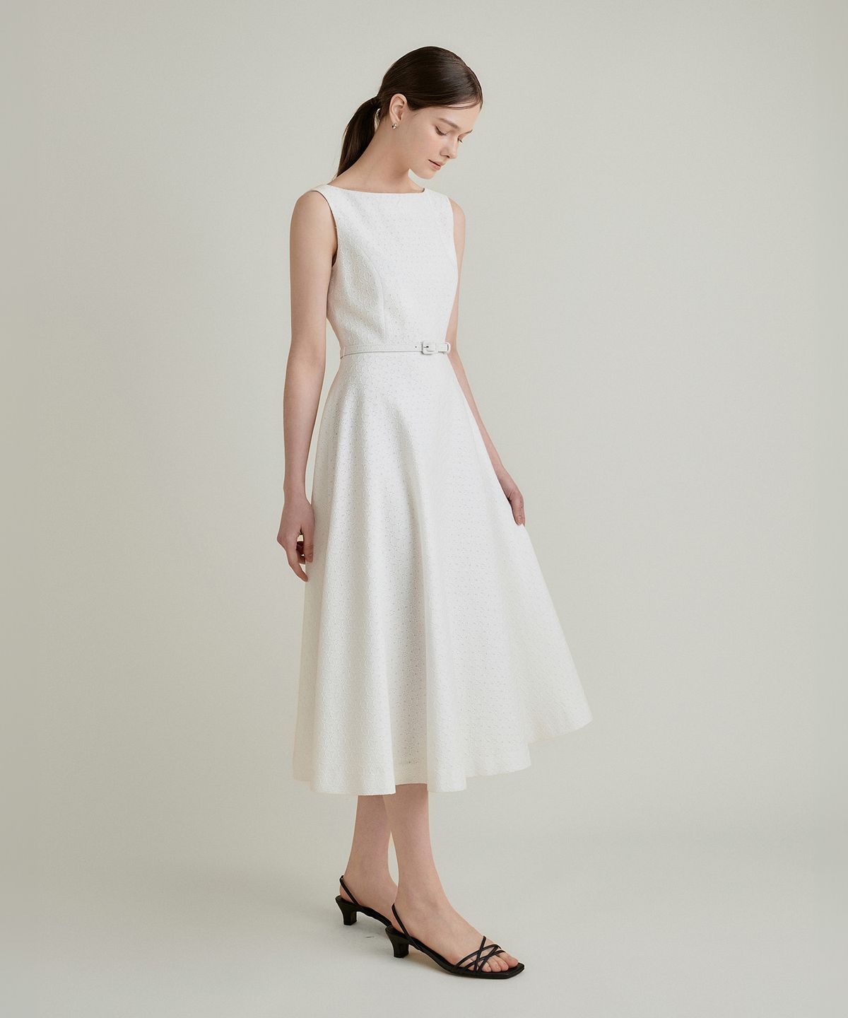 토와브(TOWAV) SAGE BOAT NECK DRESS_WHITE