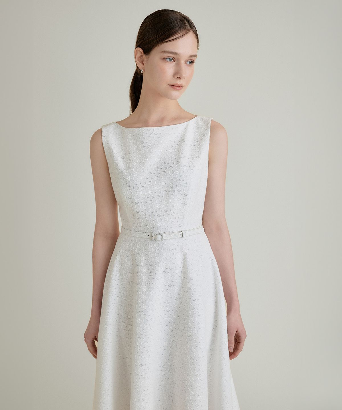 토와브(TOWAV) SAGE BOAT NECK DRESS_WHITE