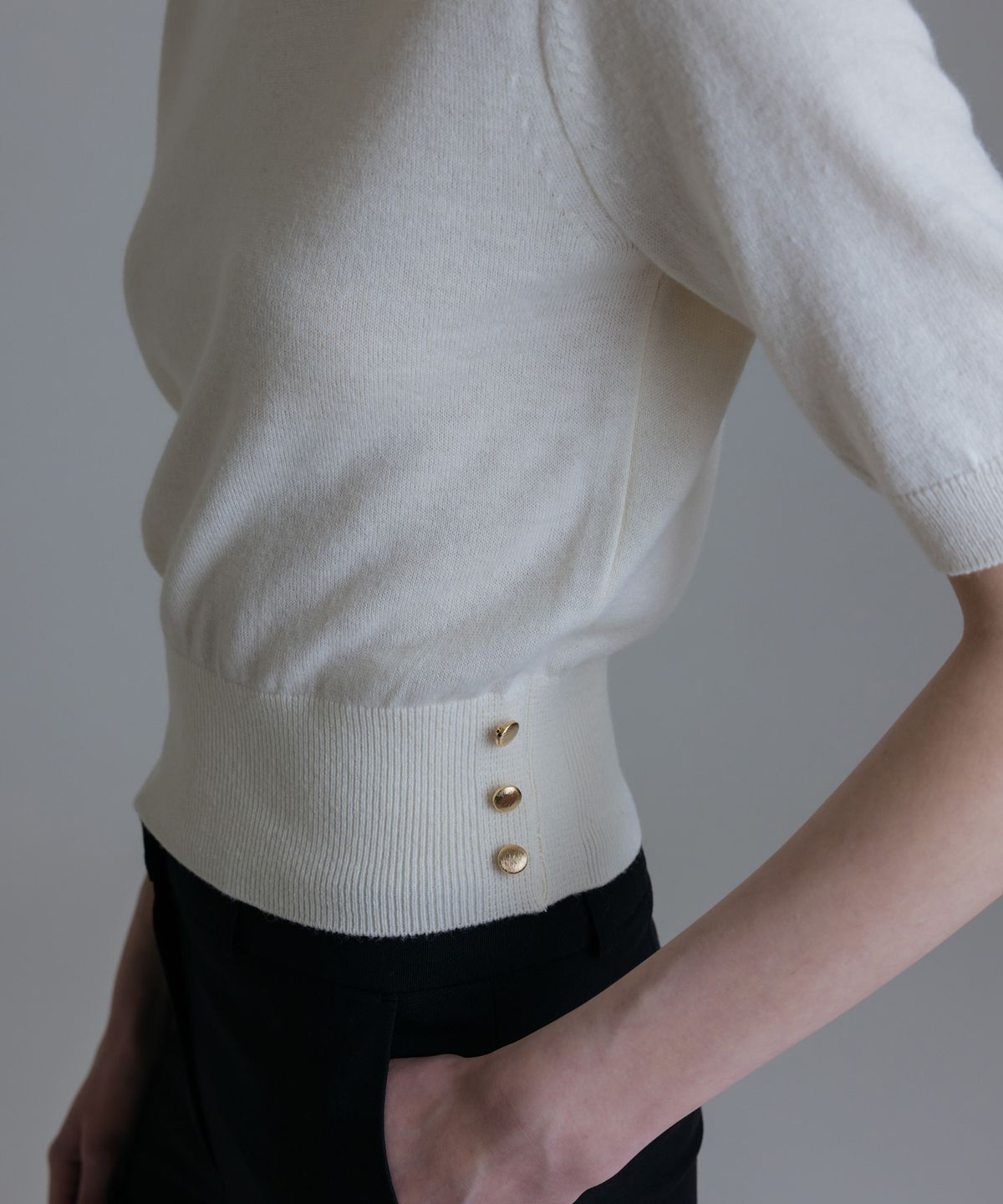 토와브(TOWAV) JENNA SHIRRING KNIT