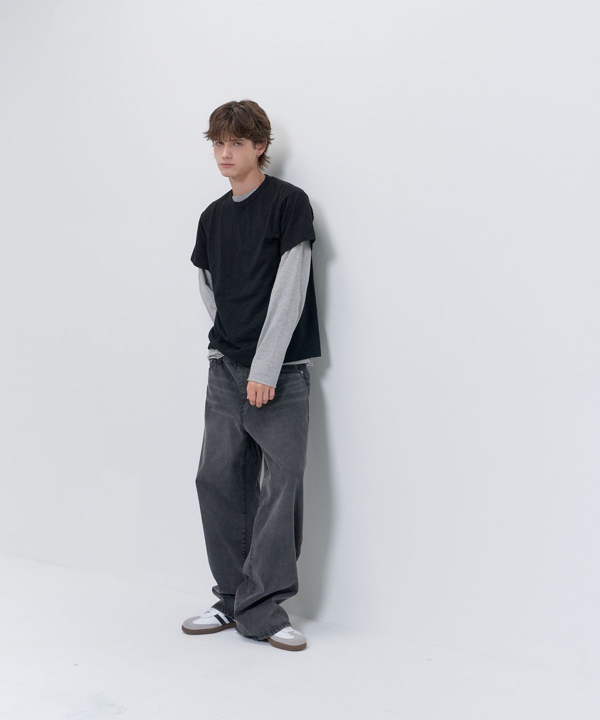 피에스쇼퍼(PSSHOPPER) [2 Pack] 슬럽 반팔, 컷팅 롱슬리브  레이어드 세트 [블랙, 그레이]