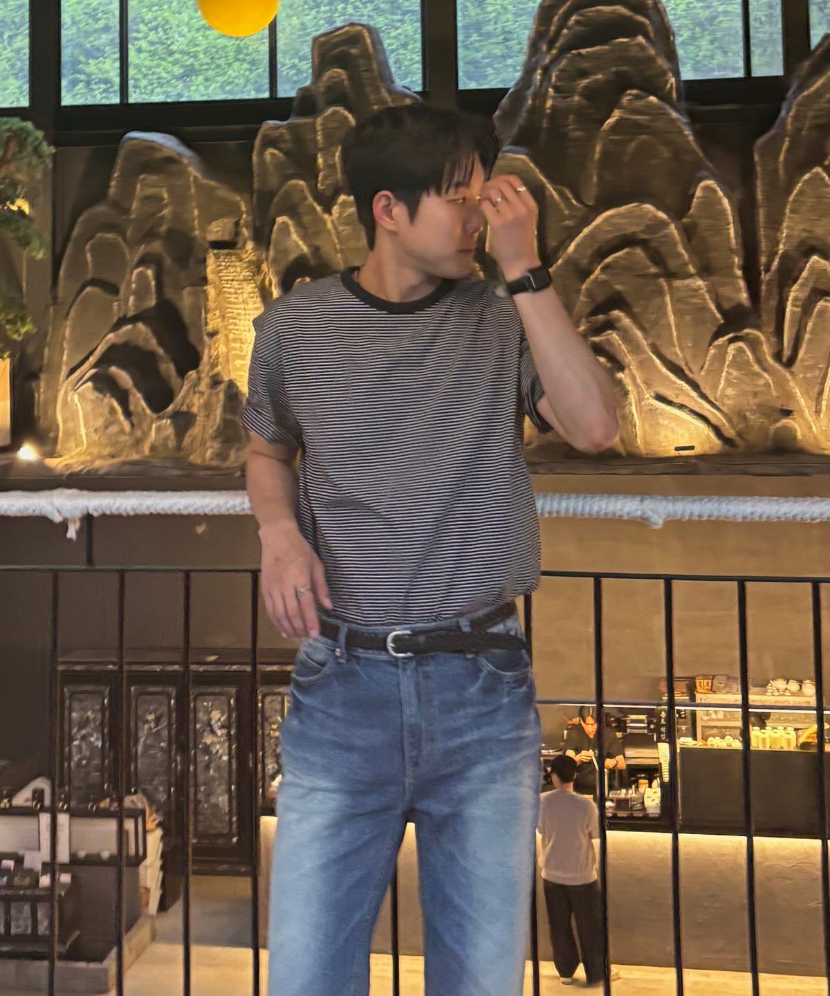 티메이커(TMAKER) 공용 스트라이프 반팔티 BK
