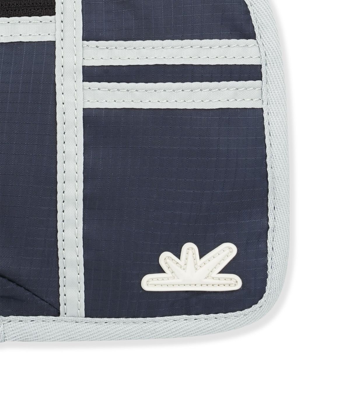 썬러브투어(SUNLOVETOUR) Noddy Pouch Bag Navy