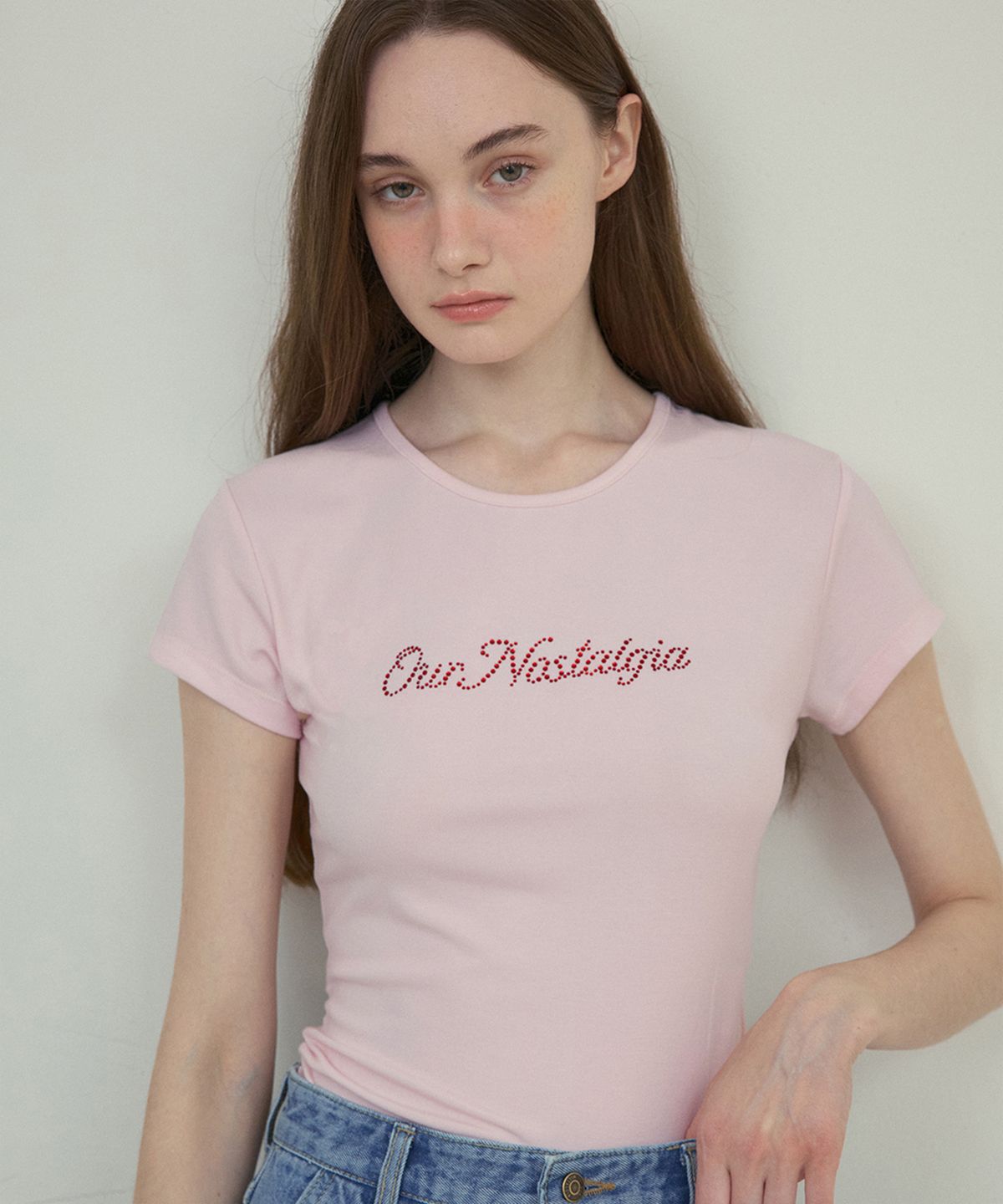 아우어노스텔지아(OURNOSTALGIA) Logo cubic t-shirt_Pale pink (O25-TP13)