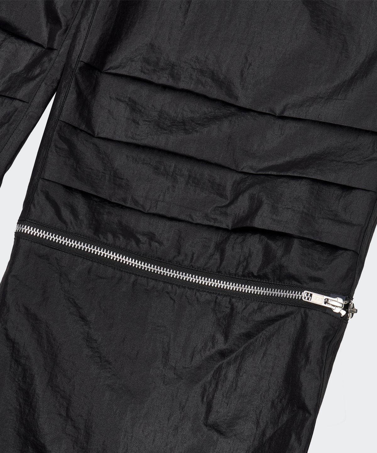 유지(YUJI) TECH ZIP PANTS BLACK