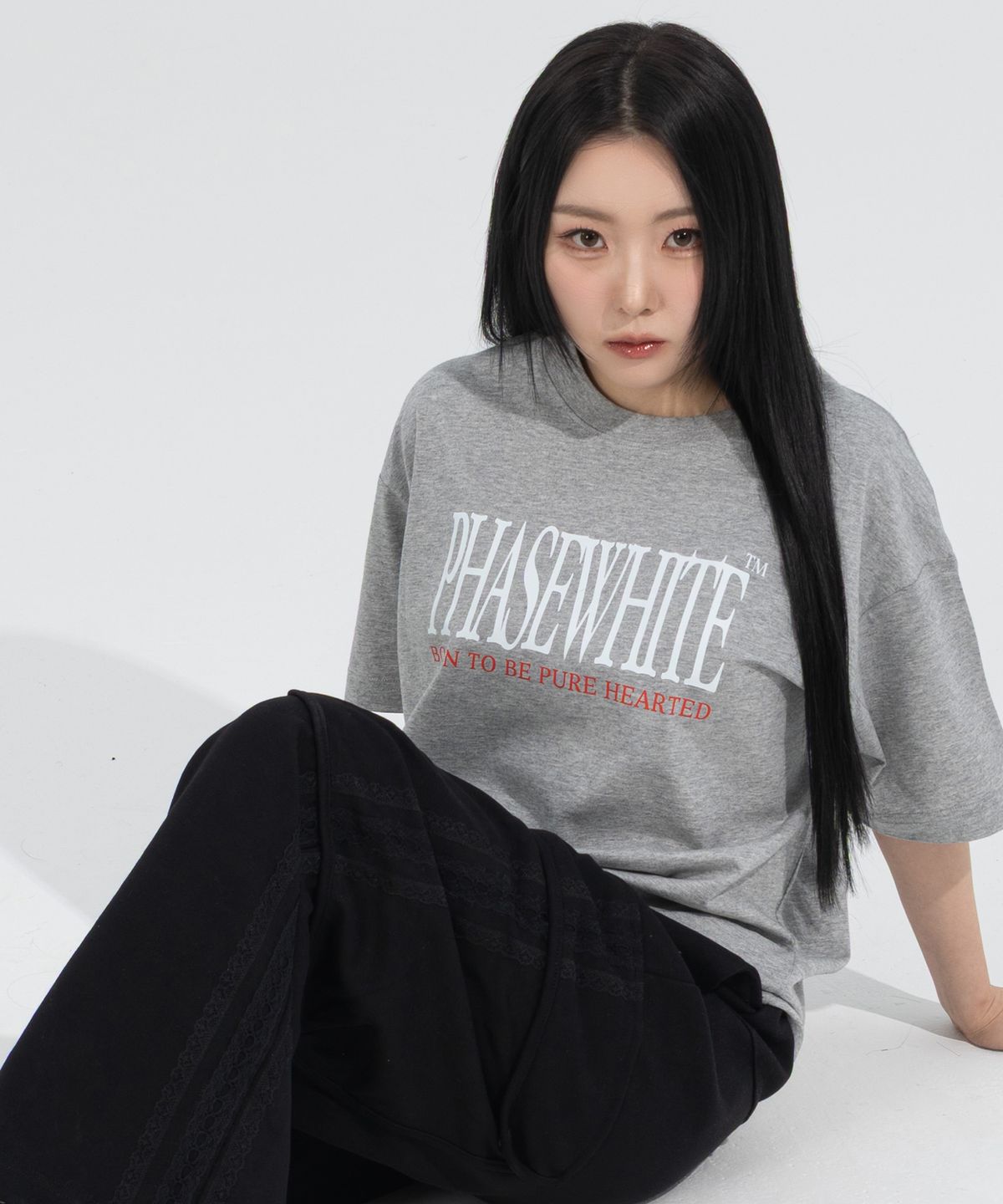 페이즈화이트(PHASEWHITE) [PHASE_3] SLOGAN LOGO TEE_MELANGE / 8802026-ST14