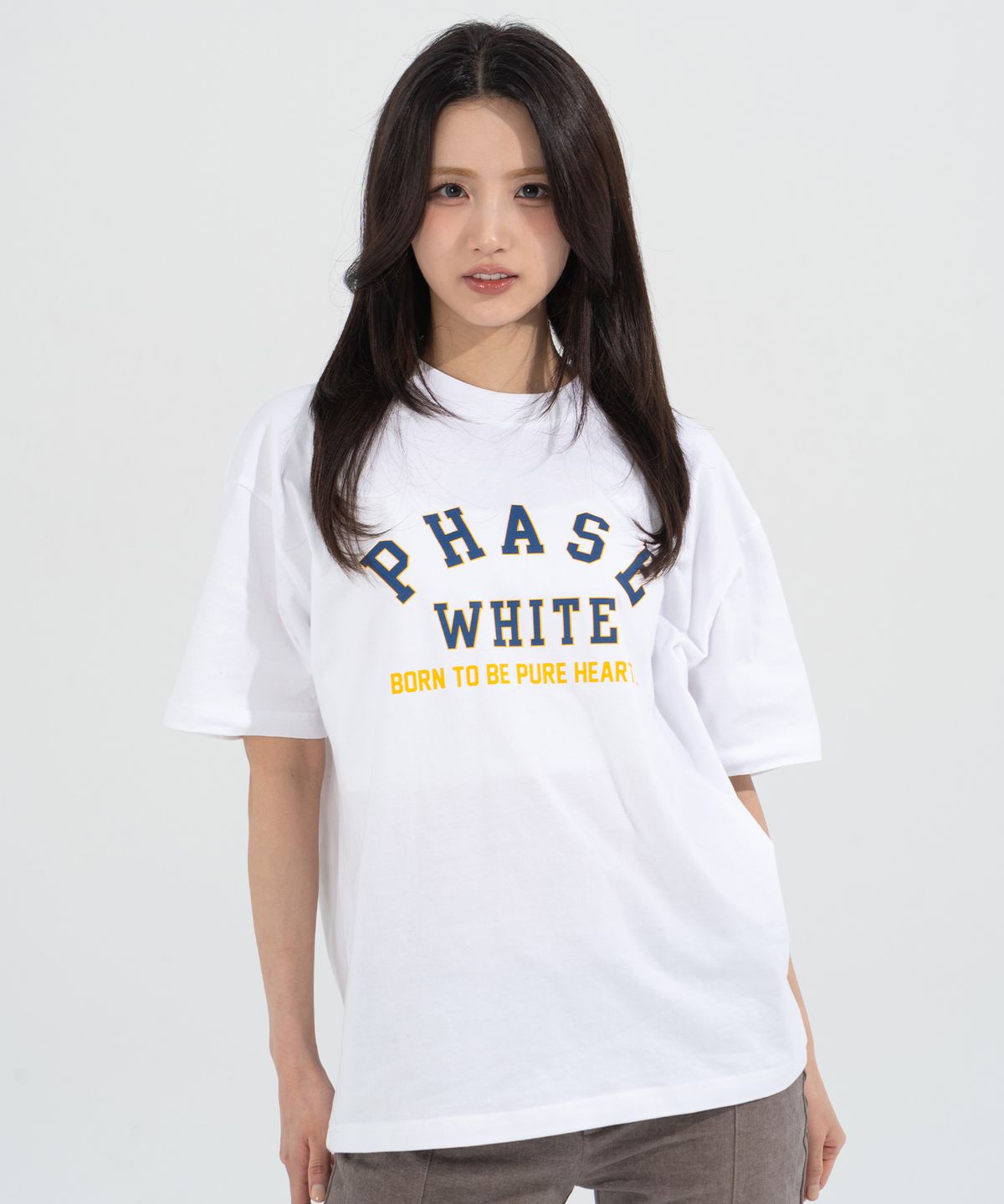 페이즈화이트(PHASEWHITE) [PHASE_3] PW COLLEGE TEE_WHITE / 8802026-ST08