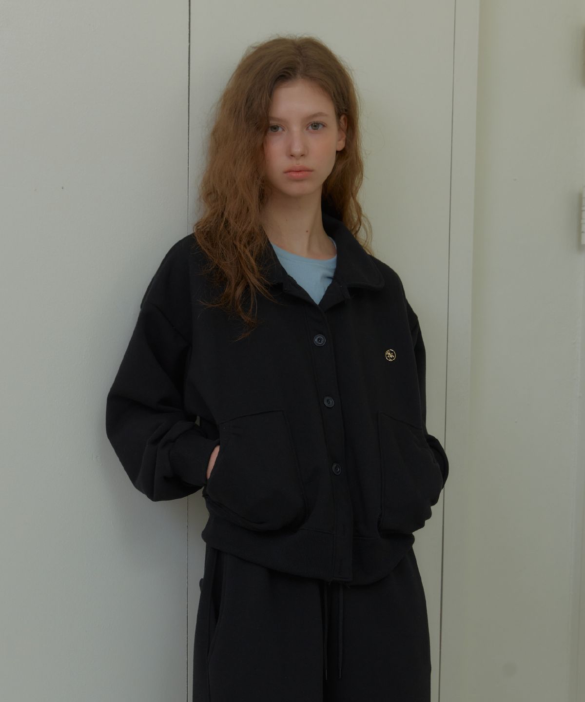 아노에틱(ANOETIC) ANC BUTTON COLLAR SWEAT CARDIGAN_BLACK