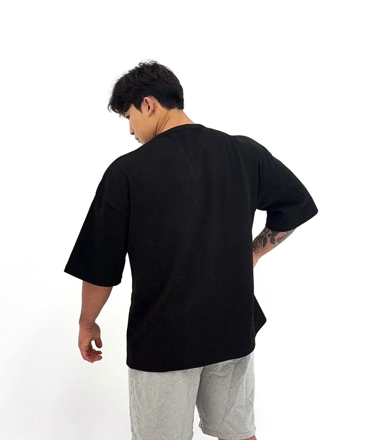 바벨웍스(BARBELLWORKS) 짐웨어 스트릿스텐다드 오버 박스 핏