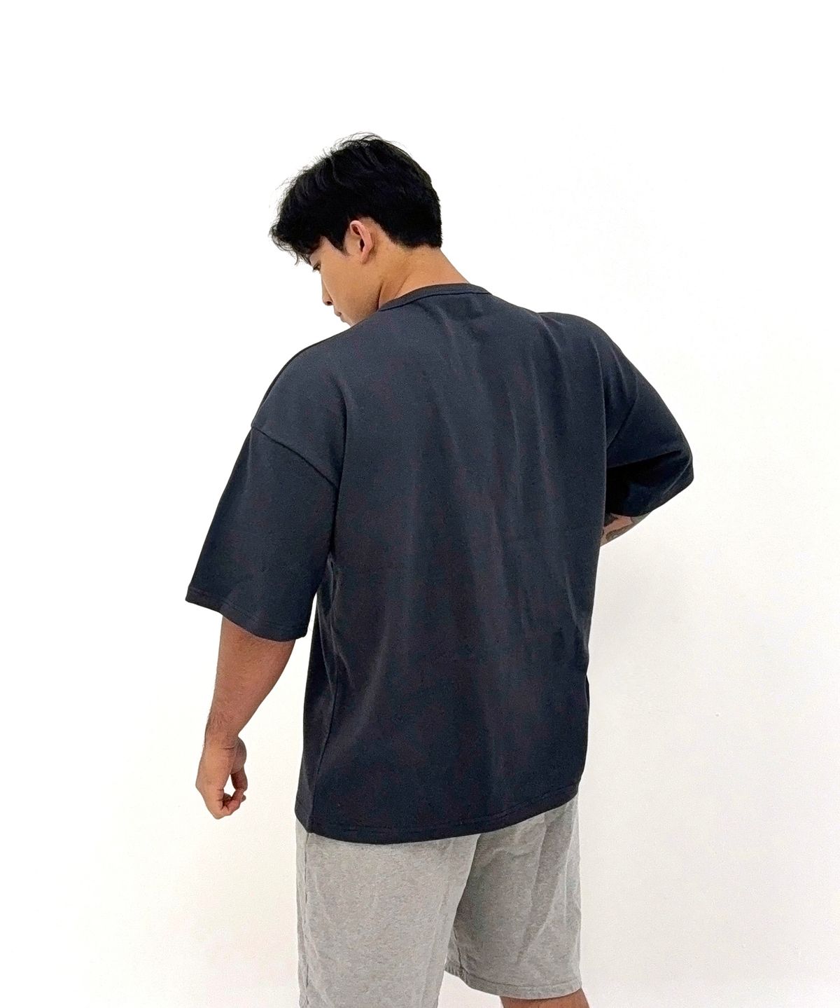 바벨웍스(BARBELLWORKS) 짐웨어 스트릿스텐다드 오버 박스 핏
