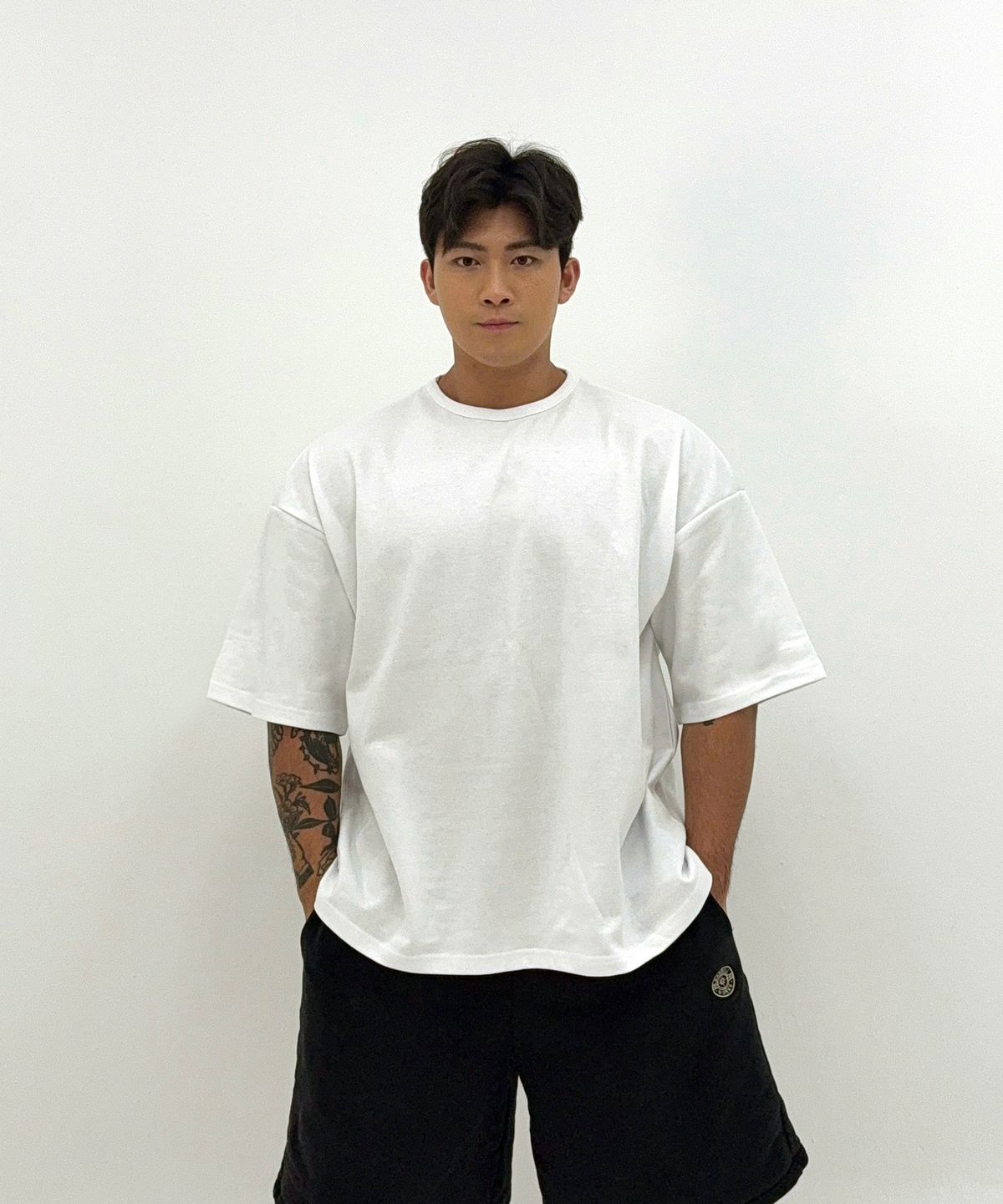 바벨웍스(BARBELLWORKS) 짐웨어 스트릿스텐다드 오버 박스 핏