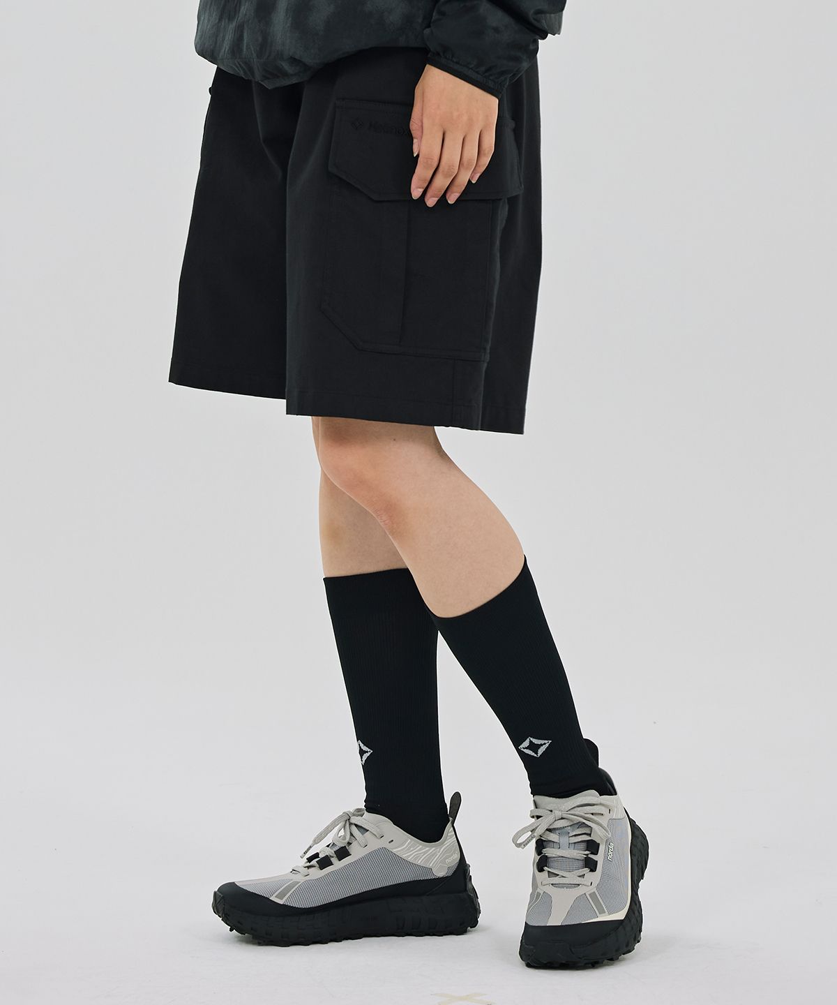 헬리녹스 웨어(HELINOX WEAR) 코튼 혼방 카고 쇼츠_Black