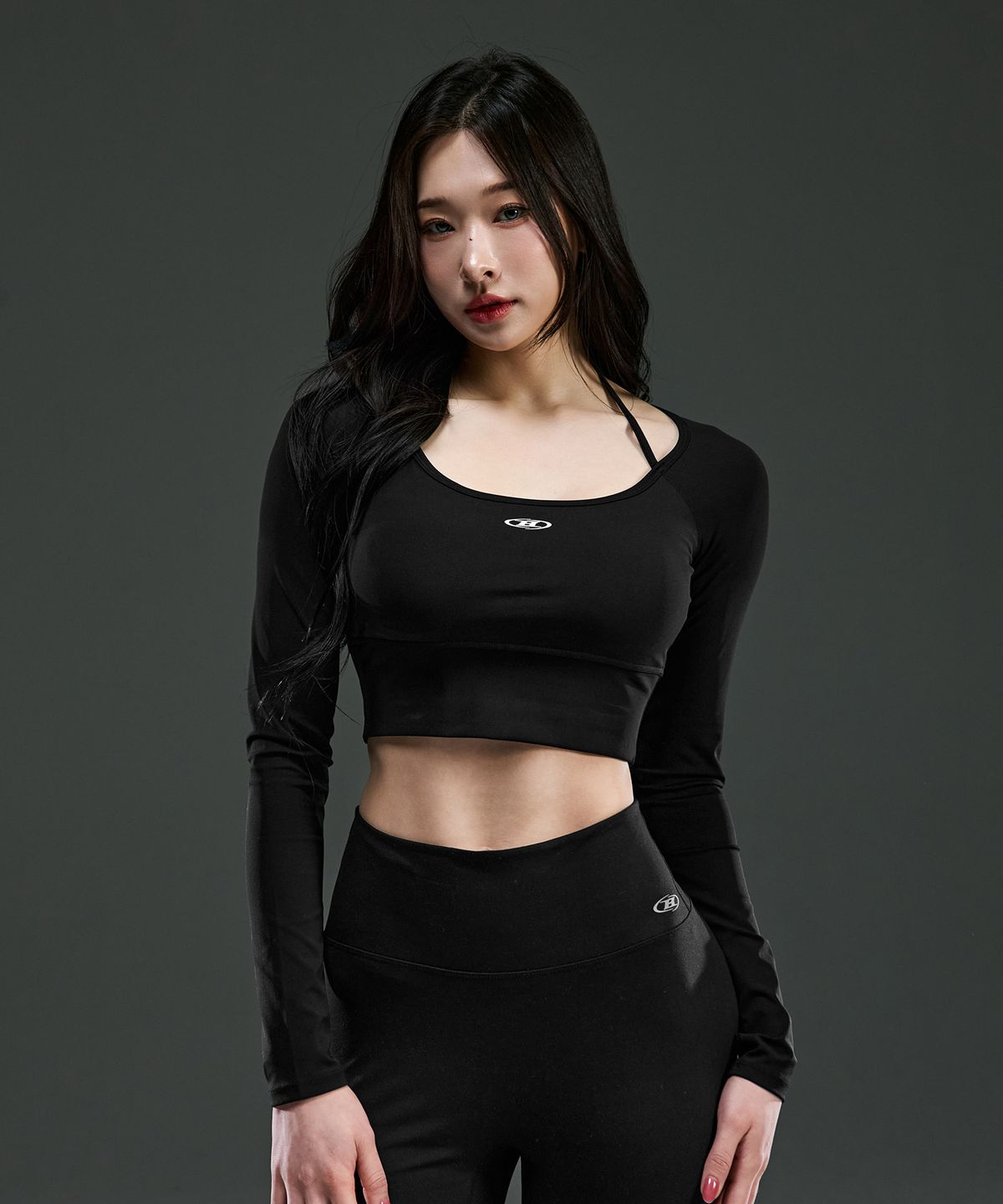 본투윈(BORN TO WIN) W LAYERED STRAP LONG SLEEVE [BLACK]