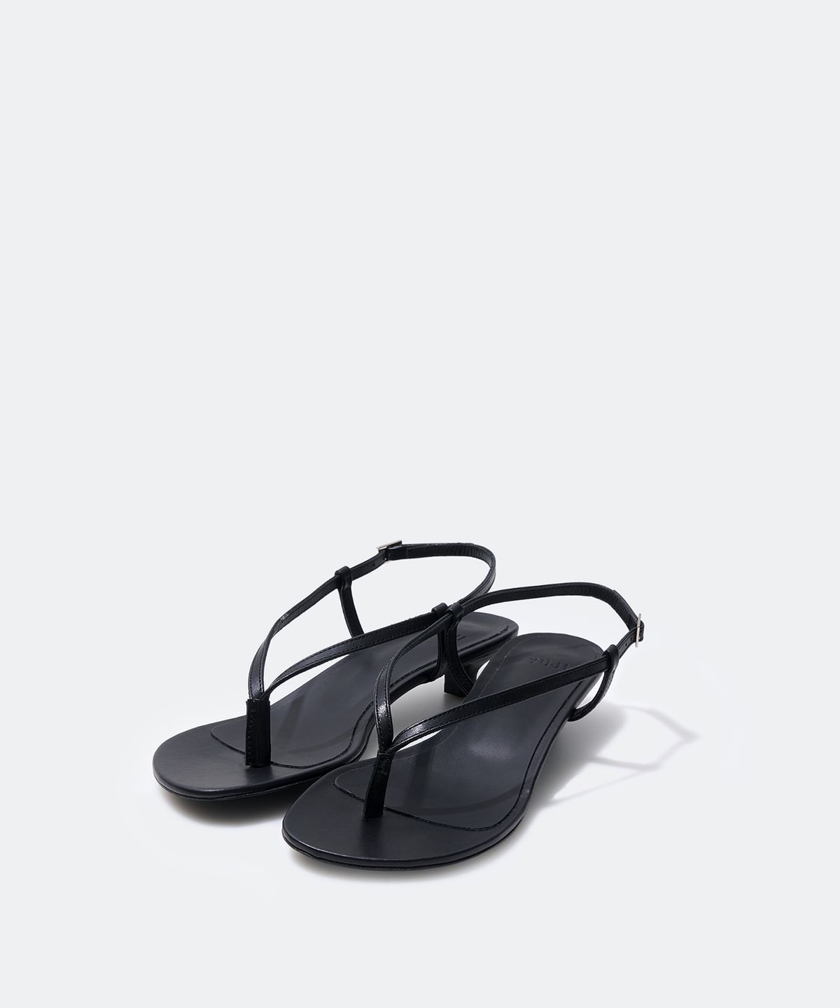유지(YUJI) KITO SANDAL BLACK